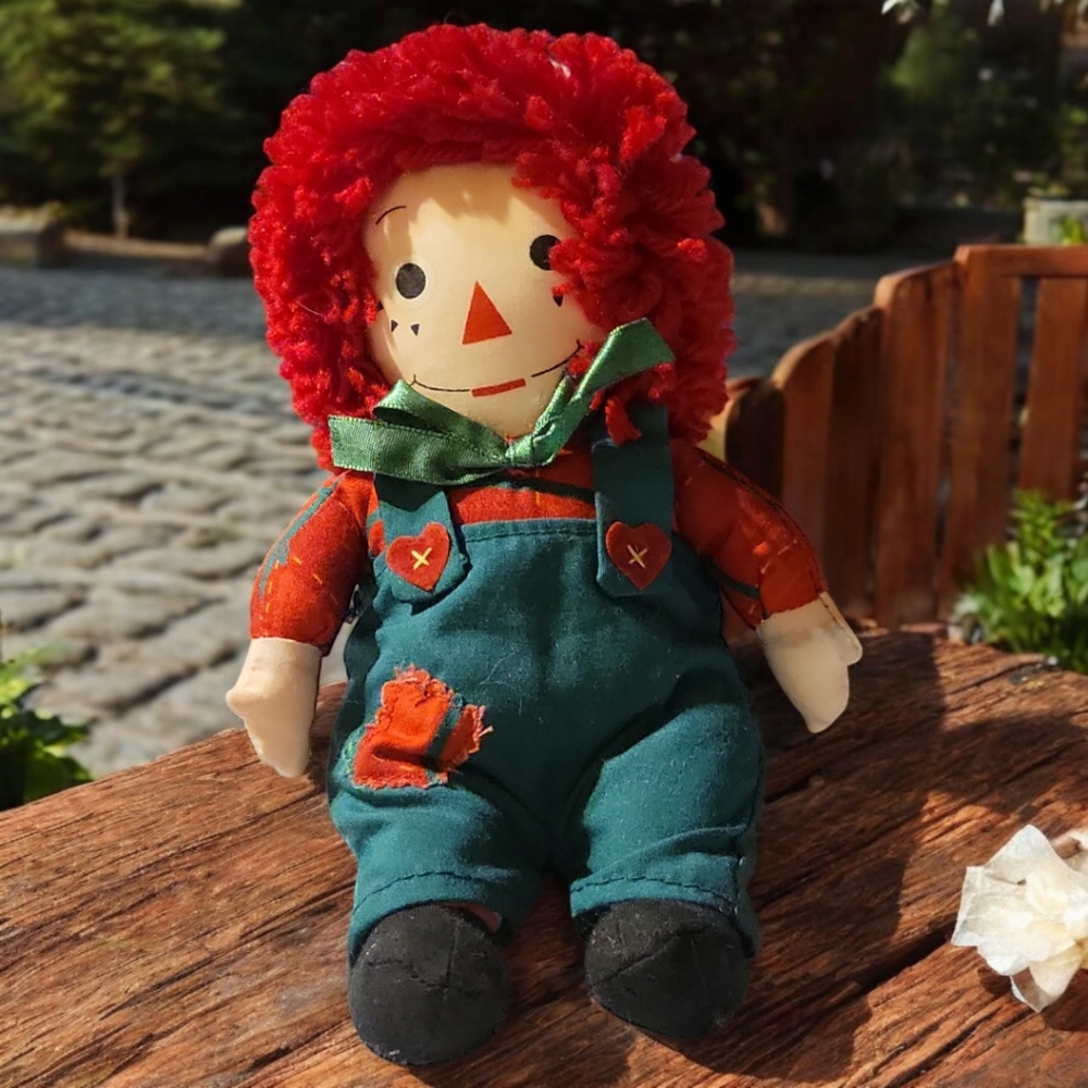 Vintage Raggedy Andy 1998 Snowden & Friends Plush Doll
